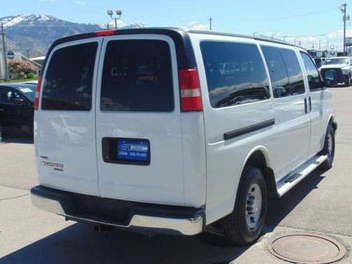 2011 Chevrolet Express 3500 LT