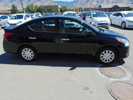 2019 Nissan Versa