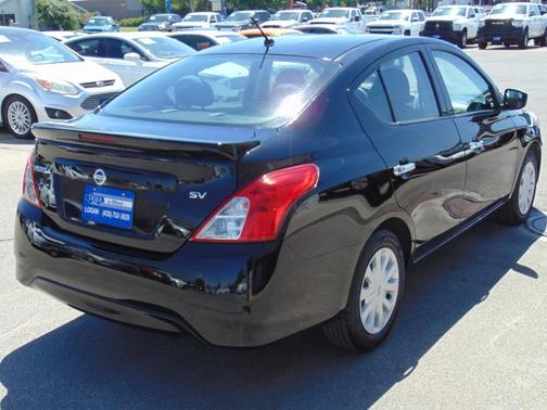 2019 Nissan Versa