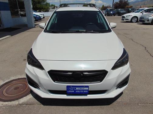 2017 Subaru Impreza 2.0i Premium