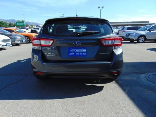 2018 Subaru Impreza 2.0i