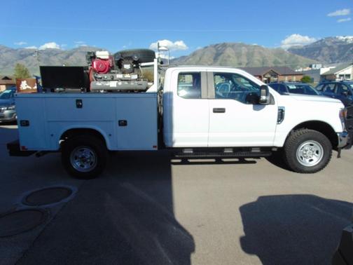 White 2020 Ford F-350 Super Duty