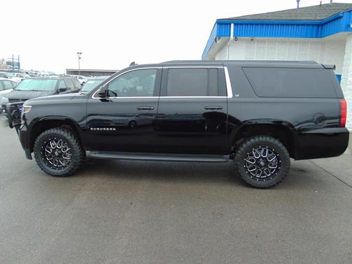 2016 Chevrolet Suburban LT