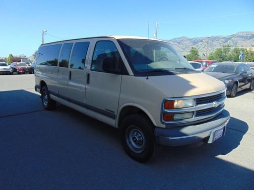 2002 Chevrolet Express 3500