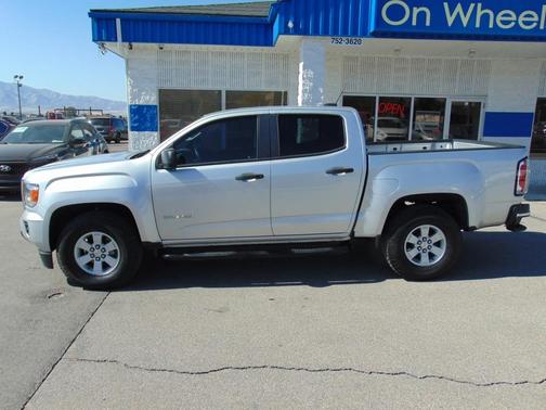 2016 GMC Canyon Base