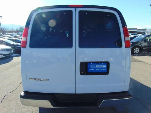 2018 Chevrolet Express 3500 LT