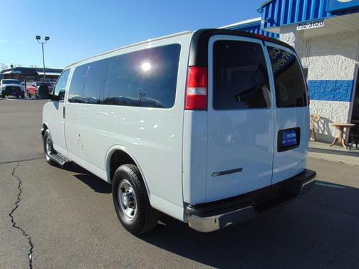 2018 Chevrolet Express 3500 LT