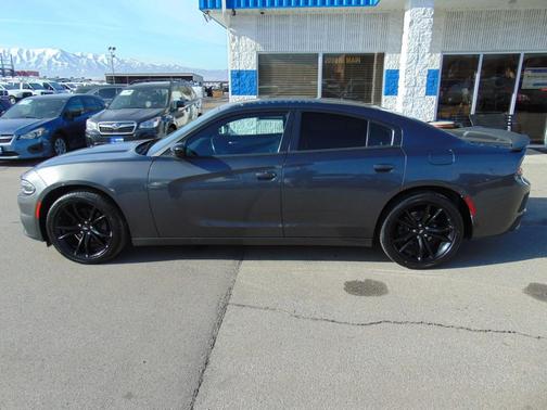 2018 Dodge Charger SXT