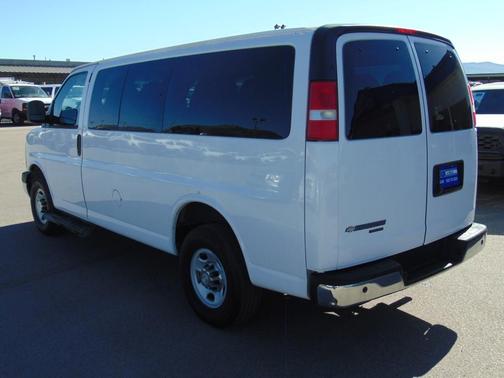 White 2015 Chevrolet Express 2500 LT