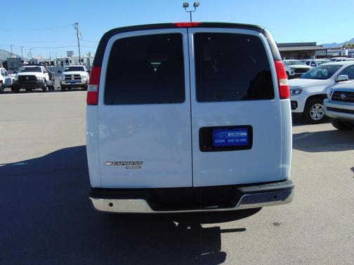 White 2015 Chevrolet Express 2500 LT