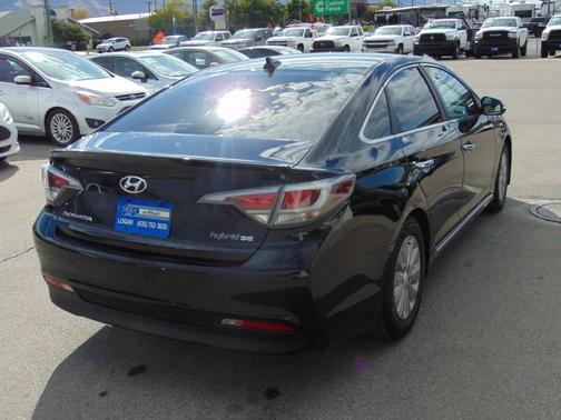2016 Hyundai SONATA Hybrid SE
