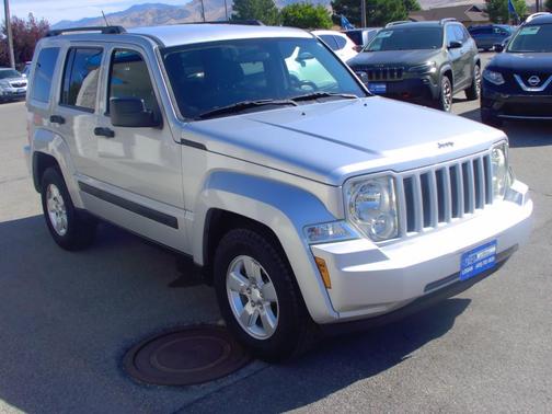 Silver 2012 Jeep Liberty Sport