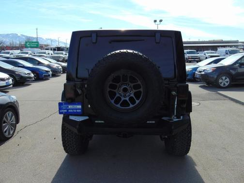 2012 Jeep Wrangler Unlimited Sahara