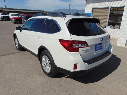 2016 Subaru Outback 2.5i Premium