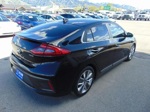 2018 Hyundai IONIQ Hybrid Limited