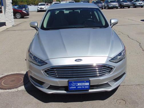 Silver 2018 Ford Fusion Hybrid SE