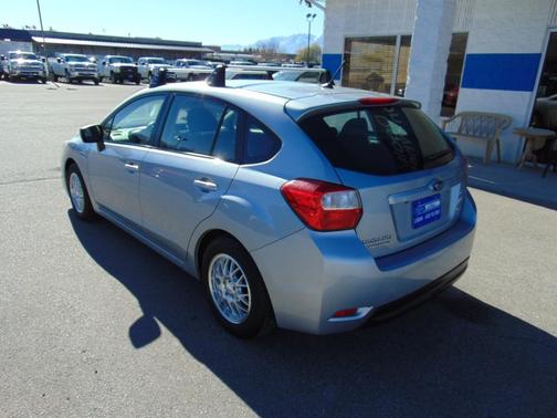 2016 Subaru Impreza 2.0i