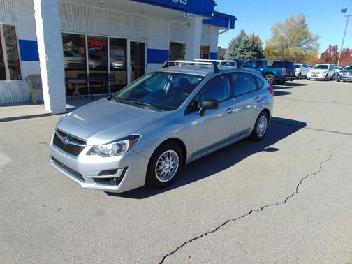2016 Subaru Impreza 2.0i