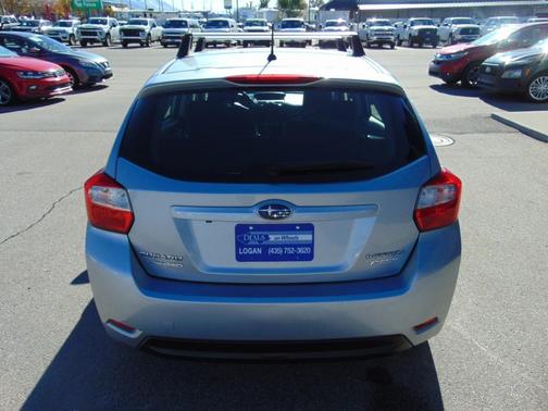 2016 Subaru Impreza 2.0i