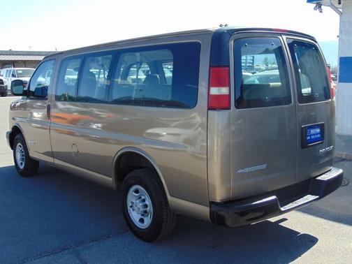 2004 Chevrolet Express 2500