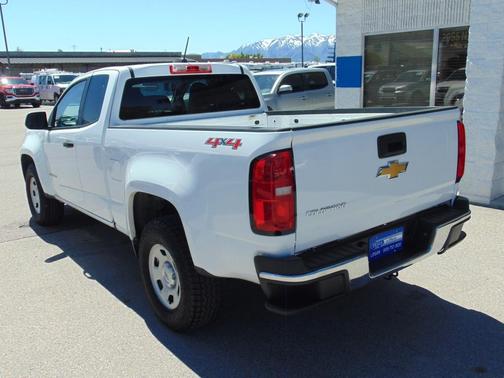 White 2016 Chevrolet Colorado WT