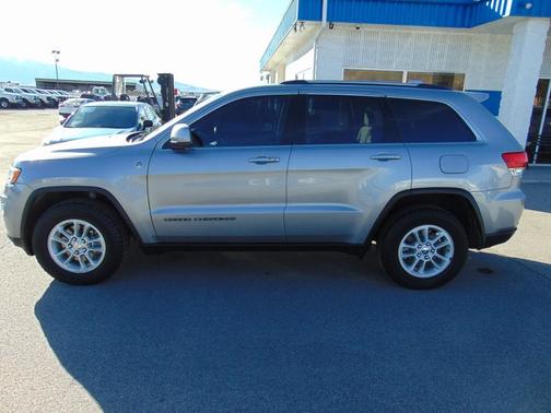 2018 Jeep Grand Cherokee Laredo