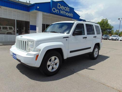 White 2011 Jeep Liberty Sport