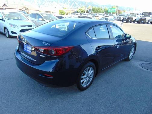 2018 Mazda Mazda3 Sport