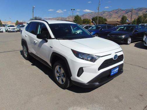 2020 Toyota RAV4 Hybrid LE