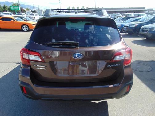 2019 Subaru Outback 2.5i