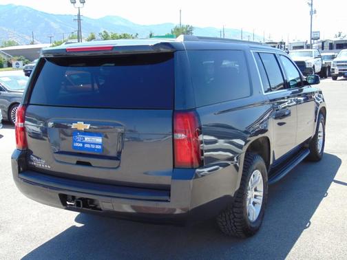 2017 Chevrolet Suburban LT