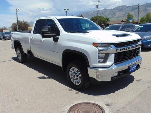 White 2022 Chevrolet Silverado 2500 LT