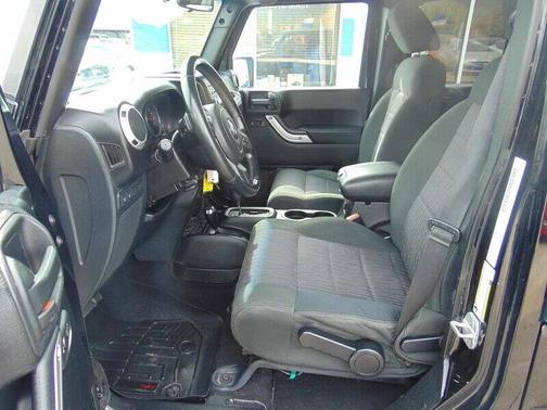 2011 Jeep Wrangler Unlimited Rubicon