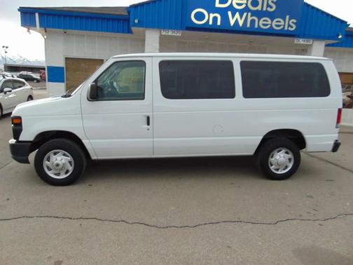 2013 Ford E350 Super Duty 