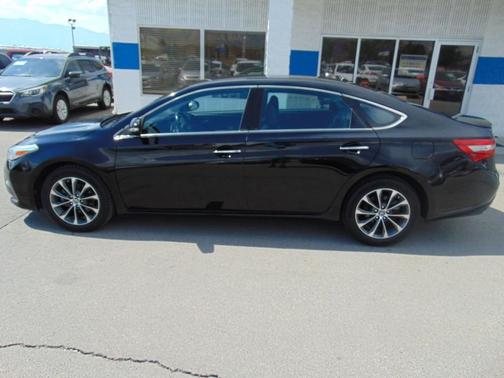 2016 Toyota Avalon