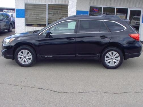 Crystal Black Silica 2015 Subaru Outback 2.5i Premium
