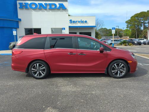 2023 Honda Odyssey 