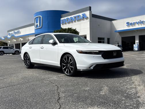 2025 Honda Accord Hybrid 
