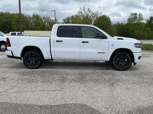 Bright White Clearcoat 2026 RAM 1500 Big Horn/Lone Star
