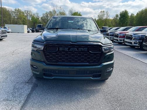 Serrano Green Metallic 2026 RAM 1500 Big Horn/Lone Star