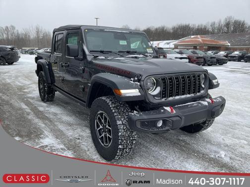 Granite Crystal Metallic Clearcoat 2026 Jeep Gladiator Rubicon