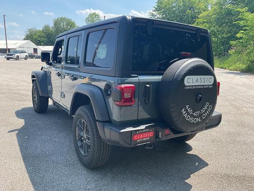 Anvil Clearcoat 2026 Jeep Wrangler Sport S