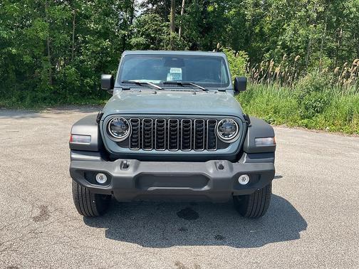 Anvil Clearcoat 2026 Jeep Wrangler Sport S