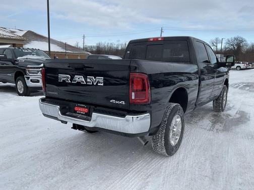 2026 RAM 2500 Big Horn Crew Cab 4x4 6'4' Box