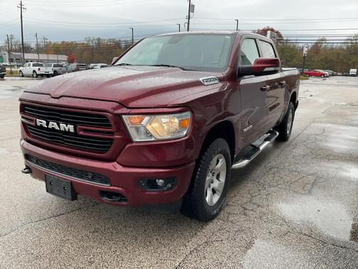 2019 RAM 1500 Big Horn Crew Cab 4x4