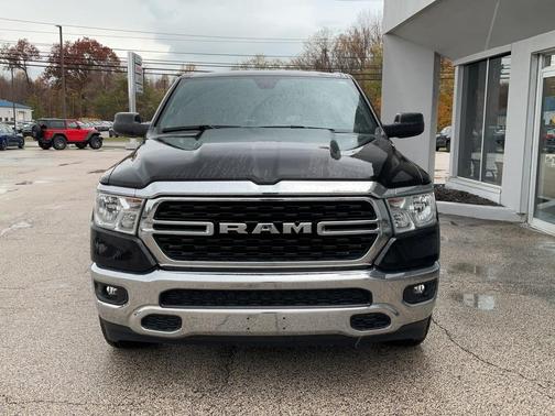 2022 RAM 1500 Big Horn Crew Cab 4x4