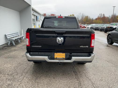 2022 RAM 1500 Big Horn Crew Cab 4x4