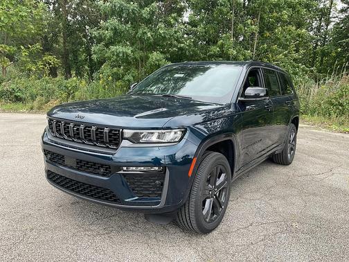Fathom Blue Pearlcoat 2027 Jeep Grand Cherokee L Limited