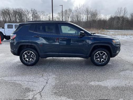 2026 Jeep Compass Trailhawk