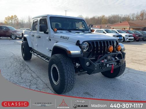 2022 Jeep Gladiator Willys 4x4